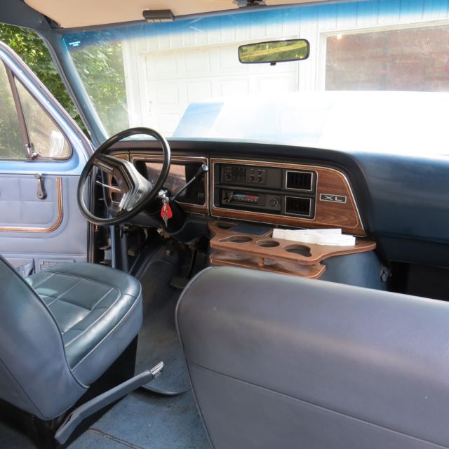 1990 Ford E-Series Van - photo 6