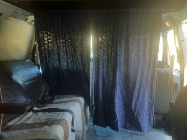 1990 Ford E-Series Van - photo 11