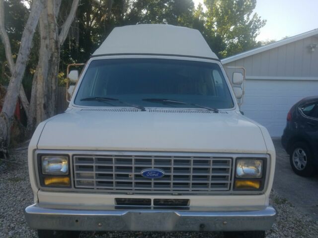1990 Ford E-Series Van - photo 3