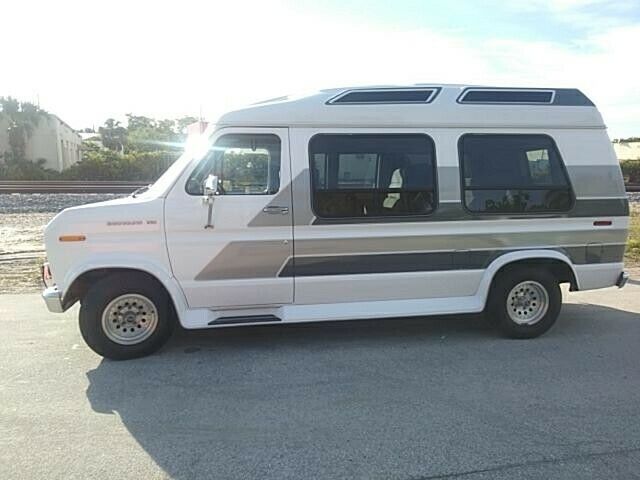 1990 Ford E-Series Van E150 - photo 3