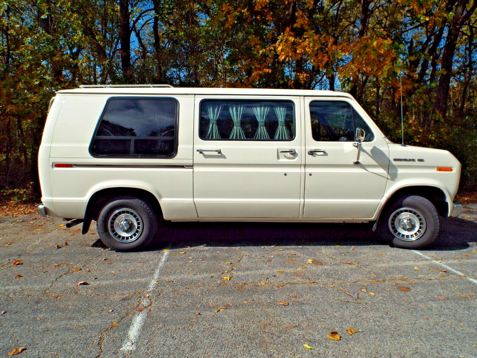 1990 Ford E-Series Van Custom - photo 5