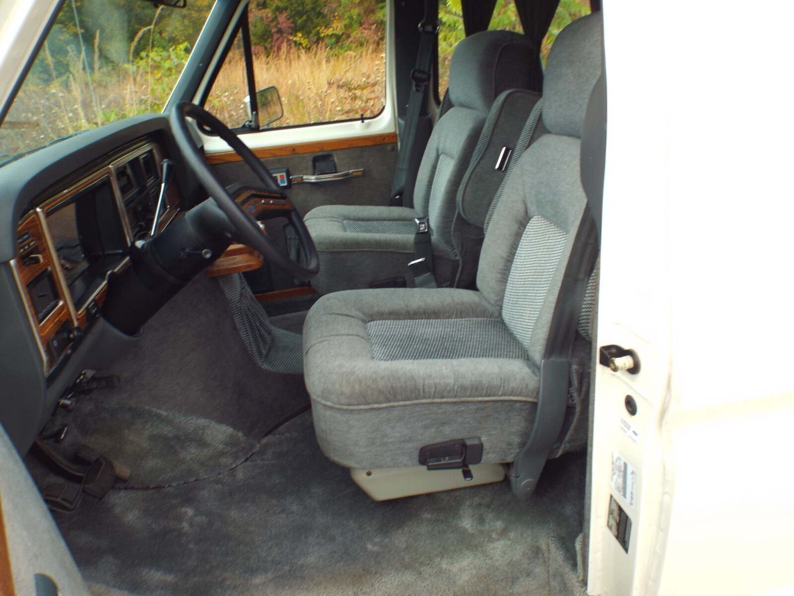 1990 Ford E-Series Van Custom - photo 9