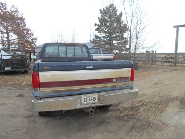 1990 Ford F-150 XLT Lariat - photo 2
