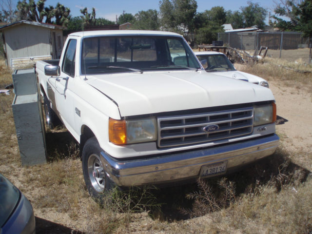 1990 Ford F-150 Custom Standard Cab Pickup 2-Door 4.9L NO RESERVE 1990 Ford F-150