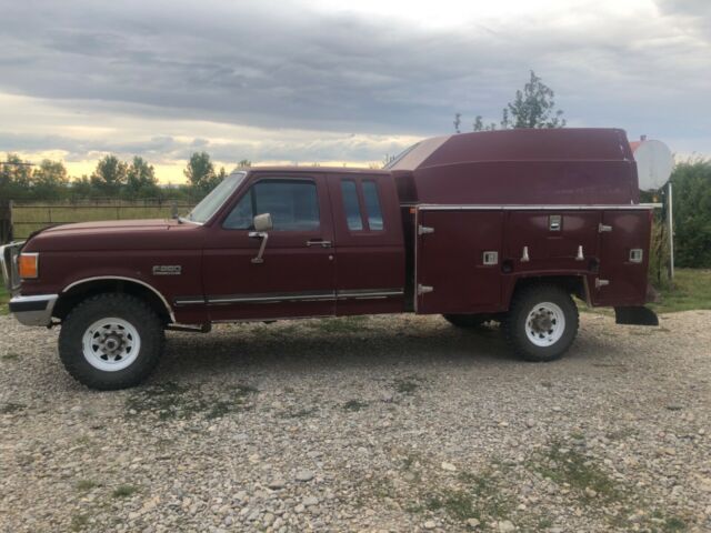 1990 Ford F-250 Extended can service truck 1990 Ford F-250