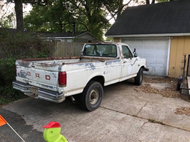1990 Ford F-250 - photo 2