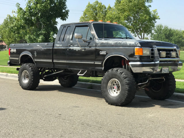 1990 Ford F-250 XLT Lariat Extended Cab Pickup 2-Door 7.5L 1990 Ford F-250 XLT Lariat Extended Cab Pickup 2-Door