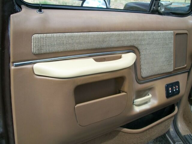 1990 Ford F-350 - photo 11