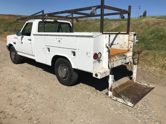 1990 Ford F-350 Utility Service Body w/Tommy Lift Gate - photo 4