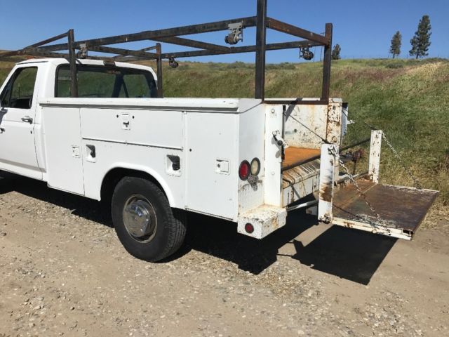 1990 Ford F-350 Utility Service Body w/Tommy Lift Gate - photo 5