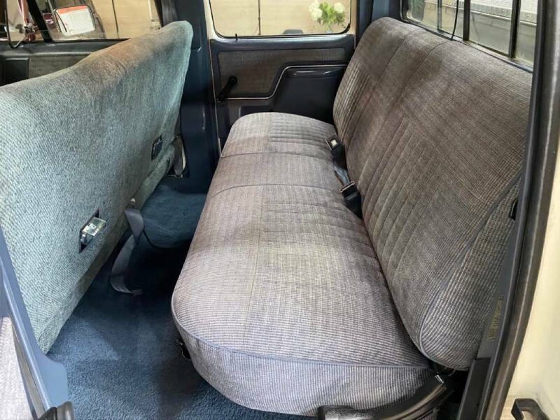 1990 Ford F-350 XLT Lariat 4dr Crew Cab LB - photo 11