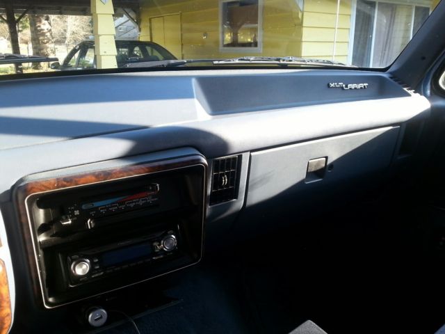 1990 Ford F-150 XLT Lariat - photo 9