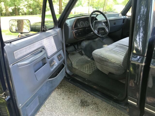 1990 Ford F-150 Lariat - photo 10