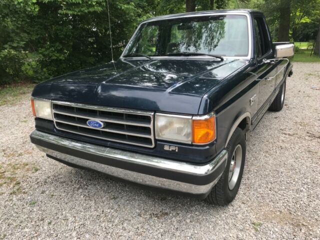 1990 Ford F-150 Lariat - photo 2