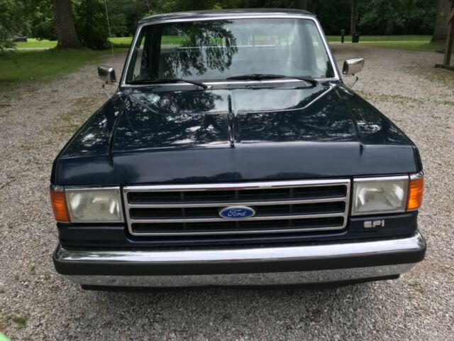 1990 Ford F-150 Lariat - photo 3