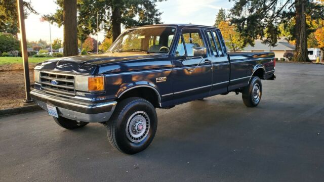 1990 Ford F250 4X4 XLT Lariat 1990 Ford F-250 4X4 XLT Lariat