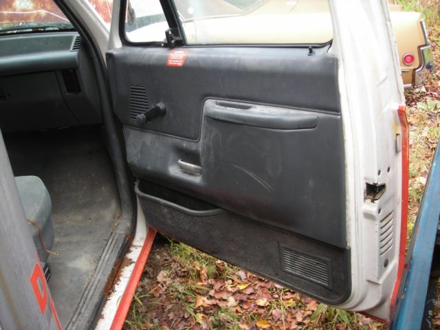1990 Ford F-350 cloth seat - photo 12