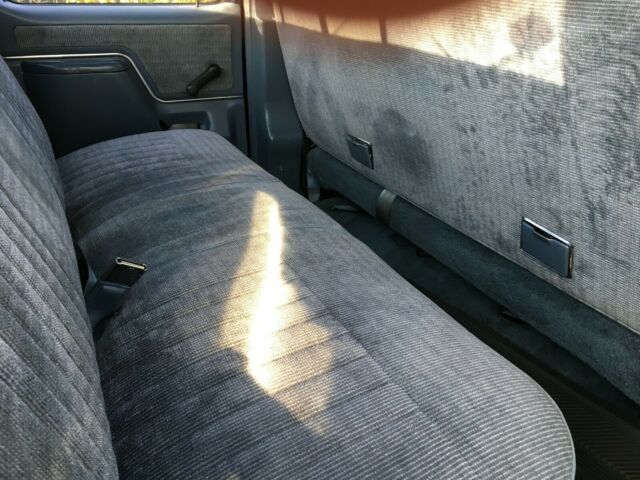 1990 Ford F-350 Centurion - photo 2