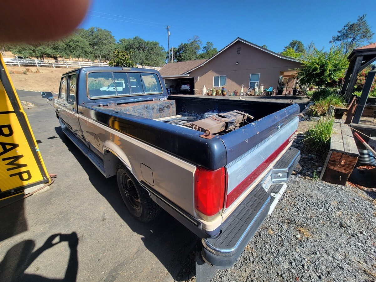 1990 Ford F-350 XLT - photo 3