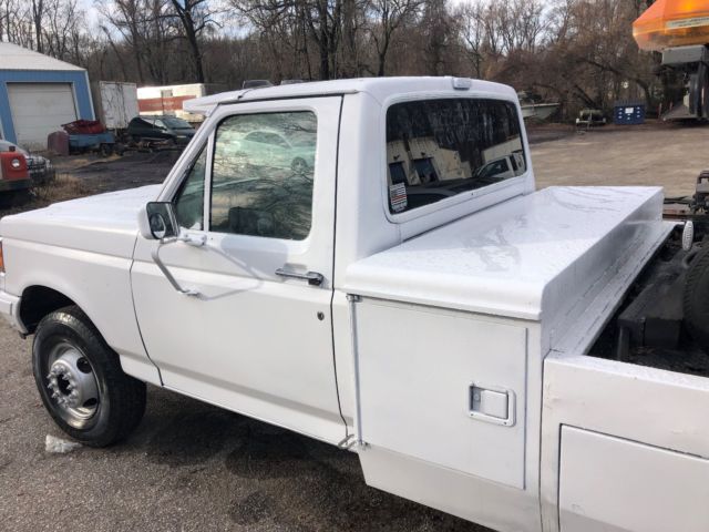 1990 Ford F-450 - photo 3