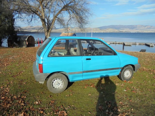 1990 Ford Festiva L Plus Hatchback 2-Door - photo 4