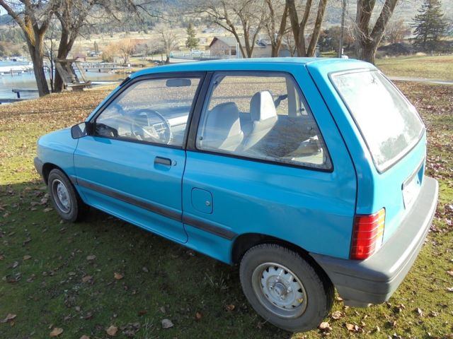 1990 Ford Festiva L Plus Hatchback 2-Door - photo 5