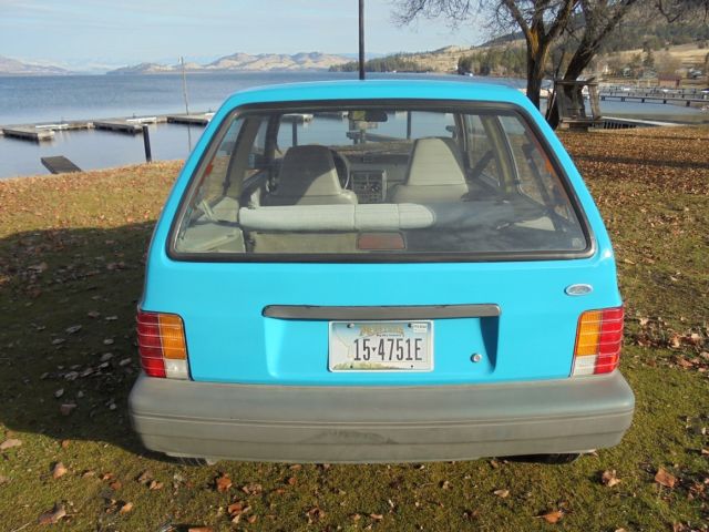 1990 Ford Festiva L Plus Hatchback 2-Door - photo 6