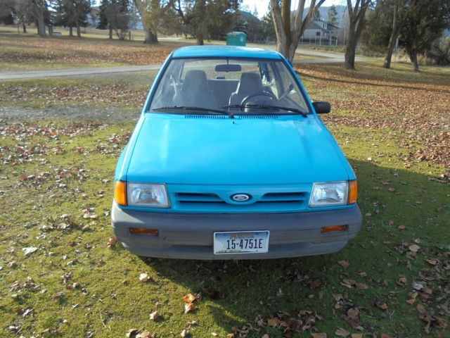 1990 Ford Festiva L Plus Hatchback 2-Door - photo 8