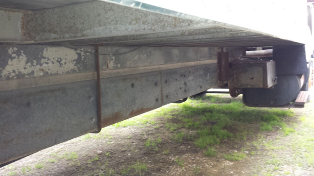 1990 Ford L8000 - photo 9