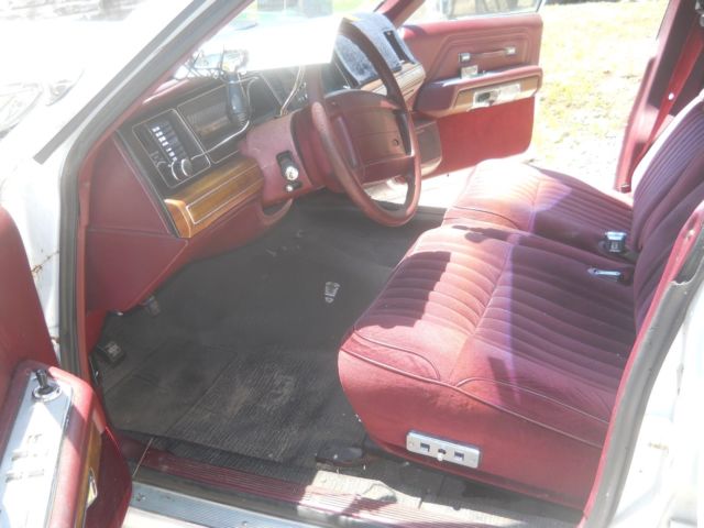 1990 Ford Crown Victoria Police Interceptor - photo 6