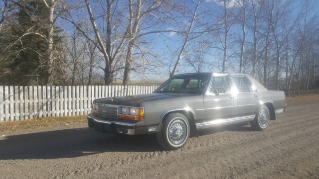 1990 Ford Crown Victoria LX - photo 3
