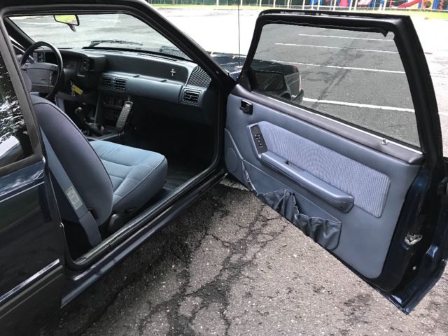 1990 Ford Mustang 5.0 sedan - photo 13