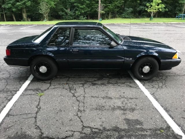 1990 Ford Mustang 5.0 sedan - photo 5
