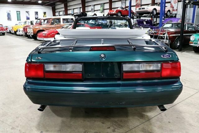 1990 Ford Mustang -- - photo 4