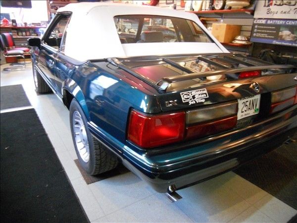 1990 Ford Mustang - photo 5