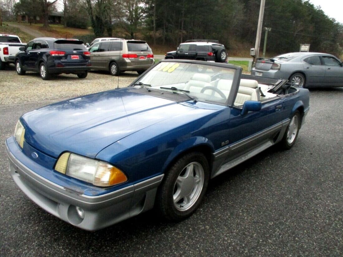 1990 Ford Mustang 2dr Convertible GT - photo 3