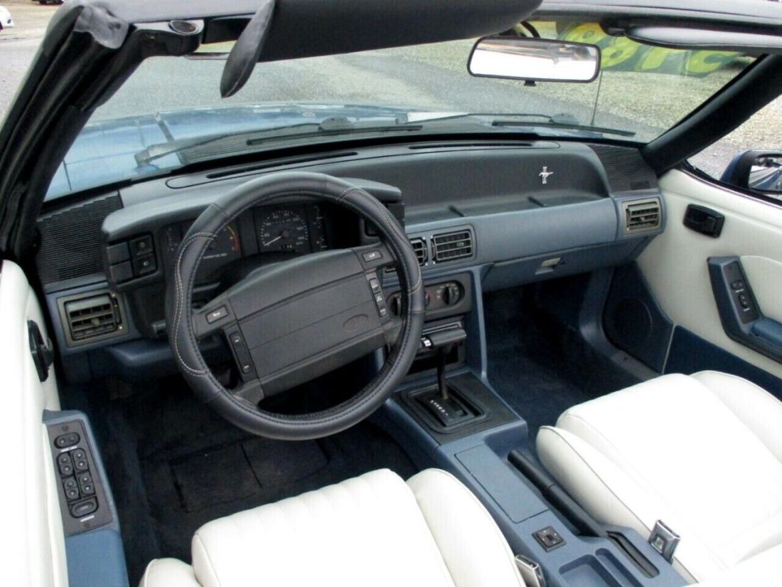 1990 Ford Mustang 2dr Convertible GT - photo 8