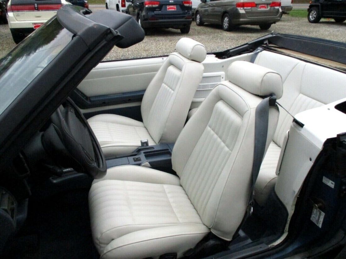 1990 Ford Mustang 2dr Convertible GT - photo 9