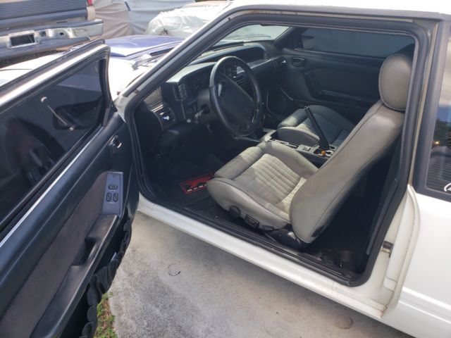 1990 Ford Mustang LX - photo 3