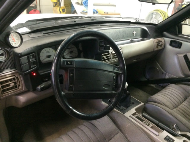 1990 Ford Mustang lx - photo 8