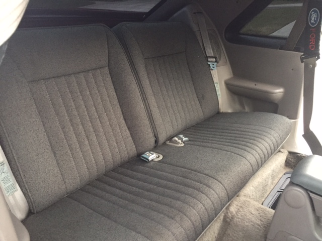 1990 Ford Mustang - photo 11