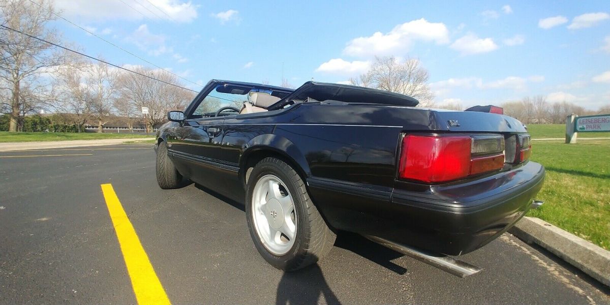 1990 Ford Mustang LX - photo 4