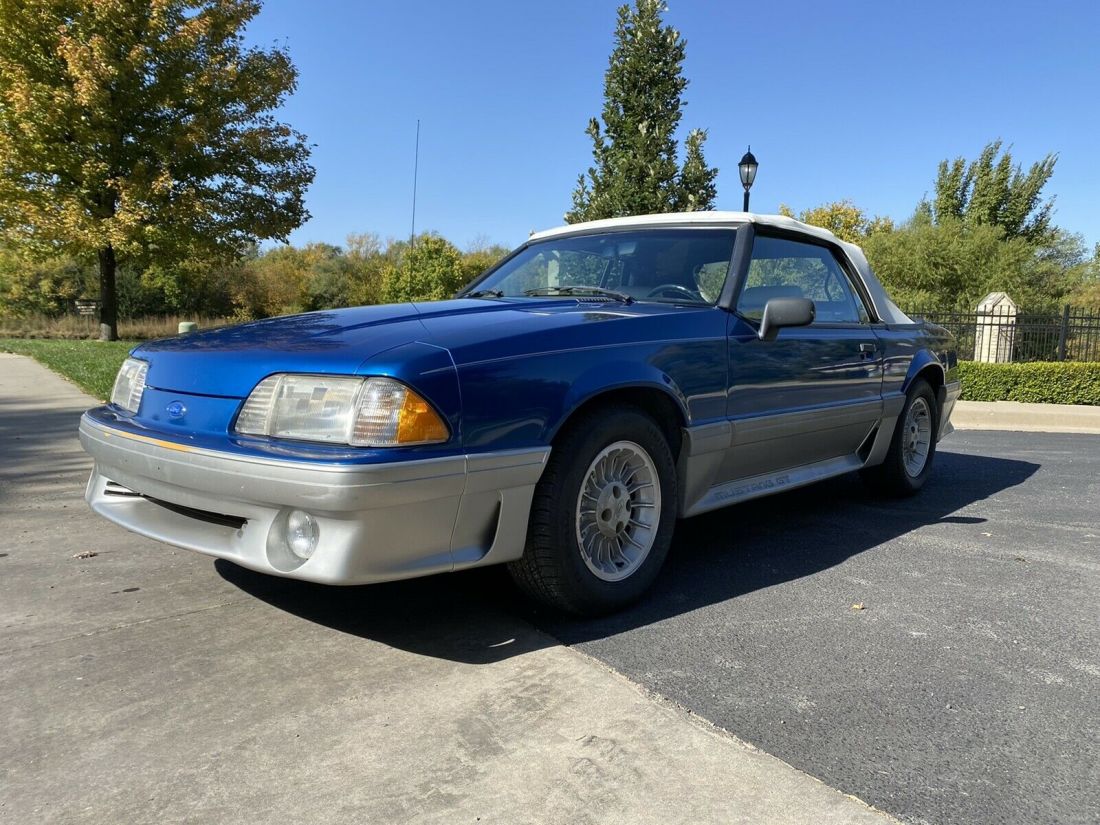 1990 Ford Mustang GT - photo 10