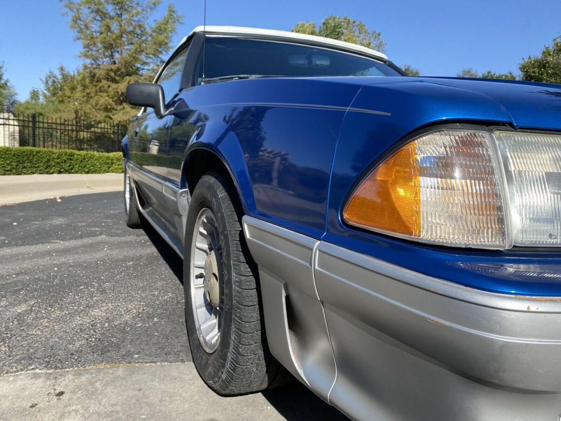 1990 Ford Mustang GT - photo 6