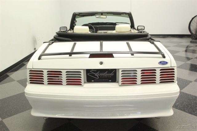 1990 Ford Mustang Convertible - photo 11