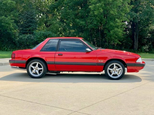 1990 Ford Mustang -- - photo 4