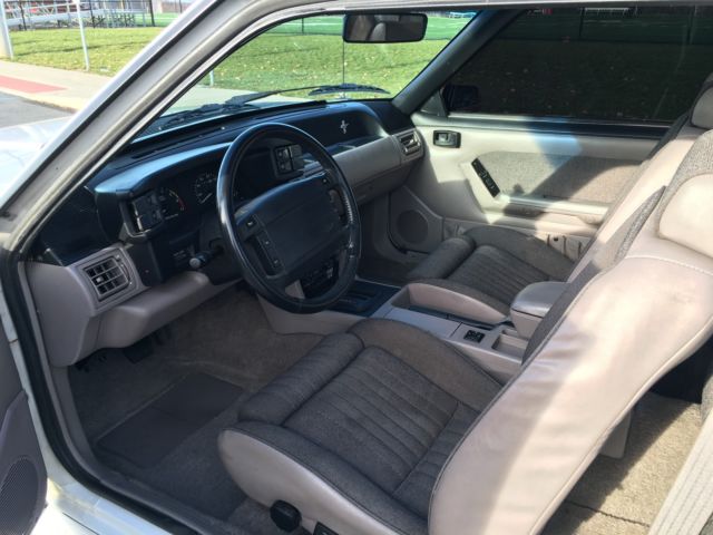 1990 Ford Mustang - photo 11