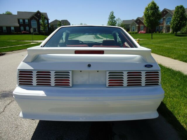 1990 Ford Mustang GT - photo 9