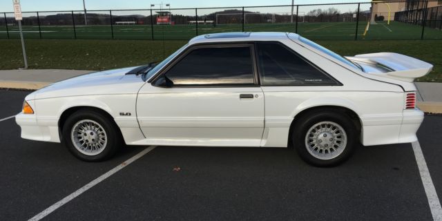 1990 Ford Mustang - photo 5