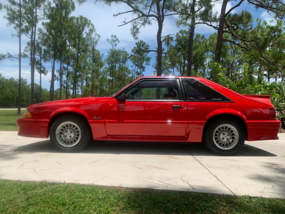 1990 Ford Mustang - photo 3